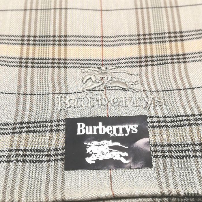 ♪全品P10倍メール便対応OK 売れ筋 限定1 未使用ハンカチ burberrysバーバリーズハンカチ グレー系 re-st-10030746 服飾雑貨 リスト サンプル画像2