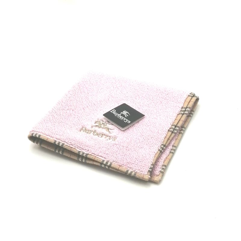 当店でのお買物でSPUトータルP5倍～♪メール便対応OK【売れ筋】【未使用ハンカチ】burberrysバーバリーズタオルハンカチ【ピンク系】
