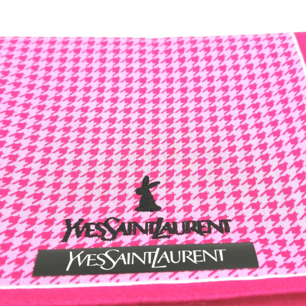 月末も当店でお買い物♪全品P10倍メール便対応OK【売れ筋】　【未使用ハンカチ】YVESSAINTLAURENTイヴサンローランハンカチ【ピンク系】