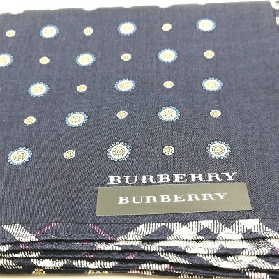 服飾雑貨　リストのブラックフライデー♪全品P10倍メール便対応OK【売れ筋】　【限定1枚】【未使用ハンカチ】BURBERRY ハンカチ【ネイビー系】｜アングル2