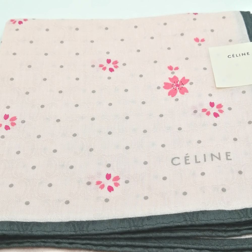 週末も当店でお買い物♪全品P10倍メール便対応OK【売れ筋】　【未使用ハンカチ】CELINEセリーヌハンカチ【ピンク系】
