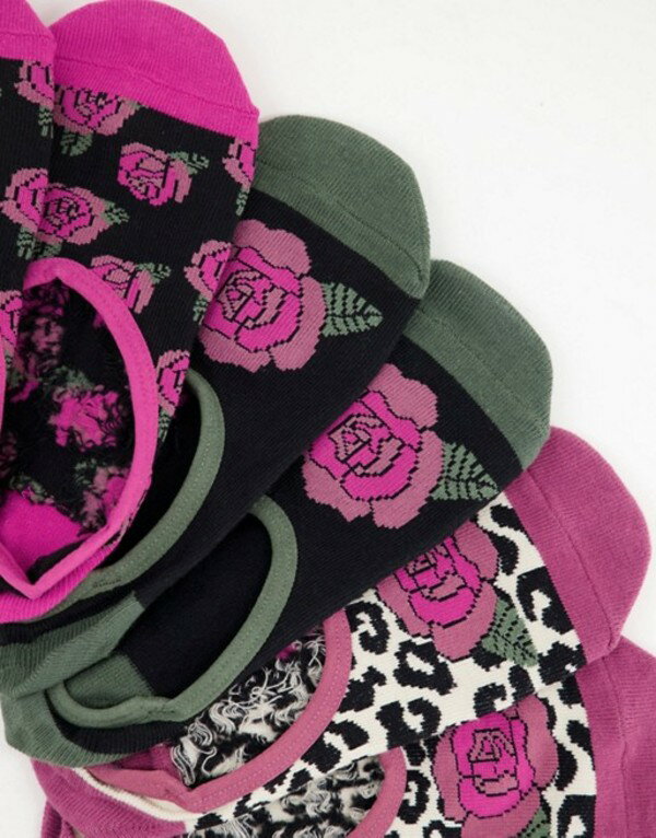 バンズ レディース 靴下 アンダーウェア Vans leopard rose canoodles 3 pack socks in black/multi Black/multi