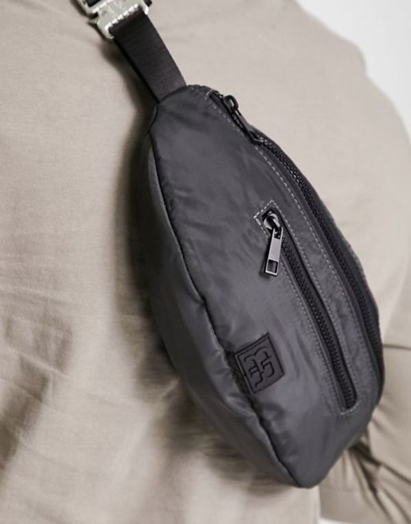 リバーアイランド メンズ ボディバッグ・ウエストポーチ バッグ River Island nylon double zip fanny pack in gray Gray