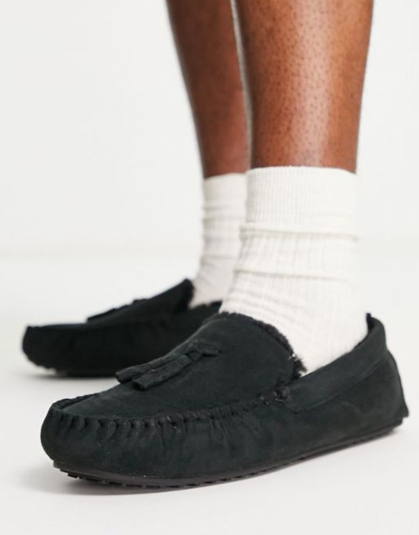 エイソス メンズ サンダル シューズ ASOS DESIGN moccasin slippers with faux fur lining in black Black