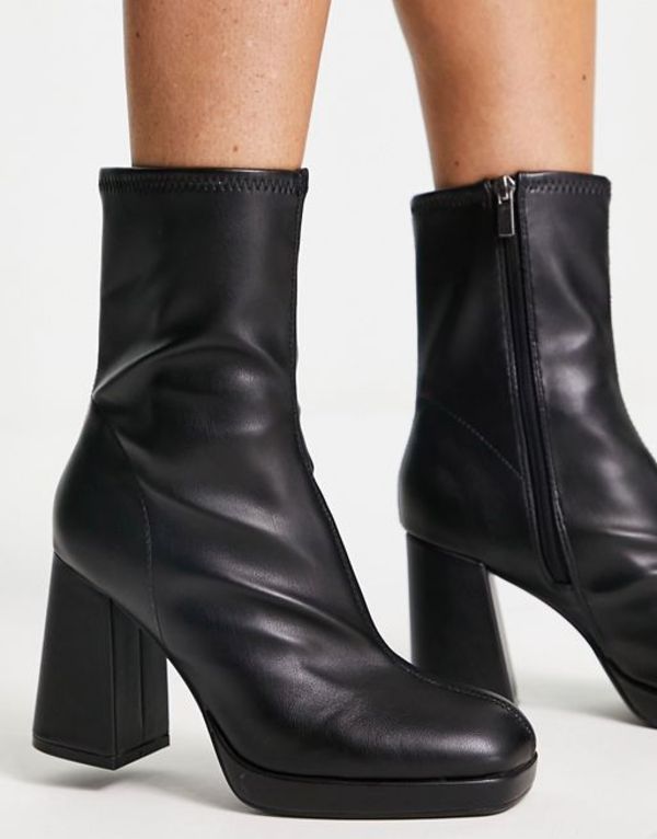  ベルシュカ レディース ブーツ・レインブーツ シューズ Bershka faux leather heeled ankle sock boots in black Black