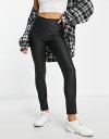 【送料無料】 ヴィラ レディース レギンス ボトムス Vila coated leggings with zip back in black Black(4)