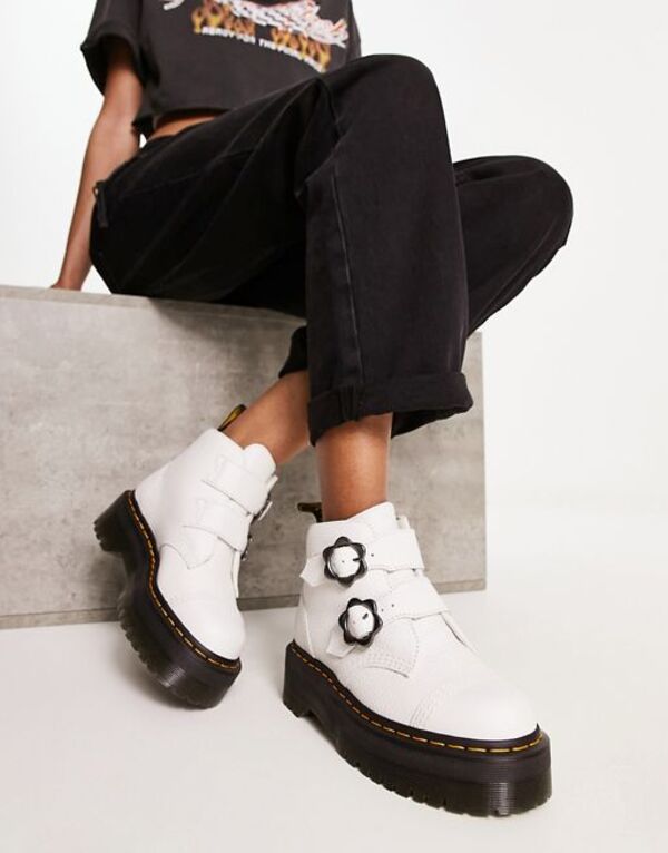 【送料無料】 ドクターマーチン レディース ブーツ・レインブーツ シューズ Dr Martens Devon Flower quad boots in white WHITE MILLED NAPPA