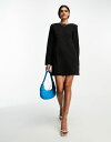 【送料無料】 ワイエーエス レディース ワンピース トップス Y.A.S tailored mini dress with open back in diced black Black