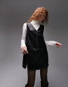 【送料無料】 トップショップ レディース ワンピース トップス Topshop soft touch faux leather top stitch mini pinafore in black Black