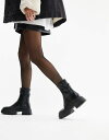 【送料無料】 トップショップ レディース ブーツ・レインブーツ シューズ Topshop Louise chunky sock ankle boot in black Black