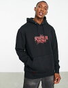 【送料無料】 クイックシルバー メンズ パーカー スウェット アウター Quiksilver X The Stranger Things logo hoodie in black Black