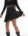 トップショップ 【送料無料】 トップショップ レディース スカート ボトムス Topshop pleated mini skirt in black Black