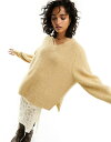 エイソス 【送料無料】 エイソス レディース ニット・セーター アウター ASOS DESIGN chunky oversized v neck sweater in brushed yarn in camel Camel