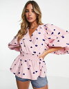 【送料無料】 ワイエーエス レディース シャツ ブラウス トップス Y.A.S puff sleeve blouse in pink heart print Pink Heart