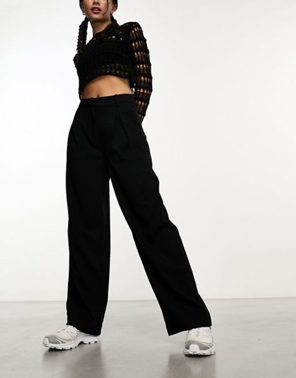 【送料無料】 ウィークデイ レディース カジュアルパンツ ボトムス Weekday Zia slouchy pants in black Black