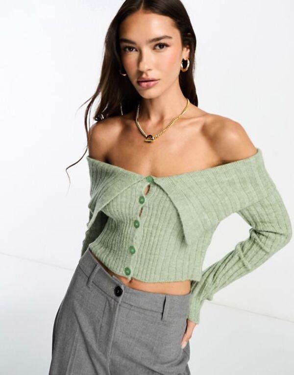 【送料無料】 エイソス レディース カーディガン アウター ASOS DESIGN knit off-shoulder button through cardigan in green Green