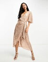 【送料無料】 スタイルチート レディース ワンピース トップス Style Cheat Exclusive angel sleeve sequin dress in champagne Champagne