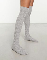 【送料無料】 マイアクセサリーズ レディース 靴下 アンダーウェア My Accessories London cable knit long socks in gray Gray