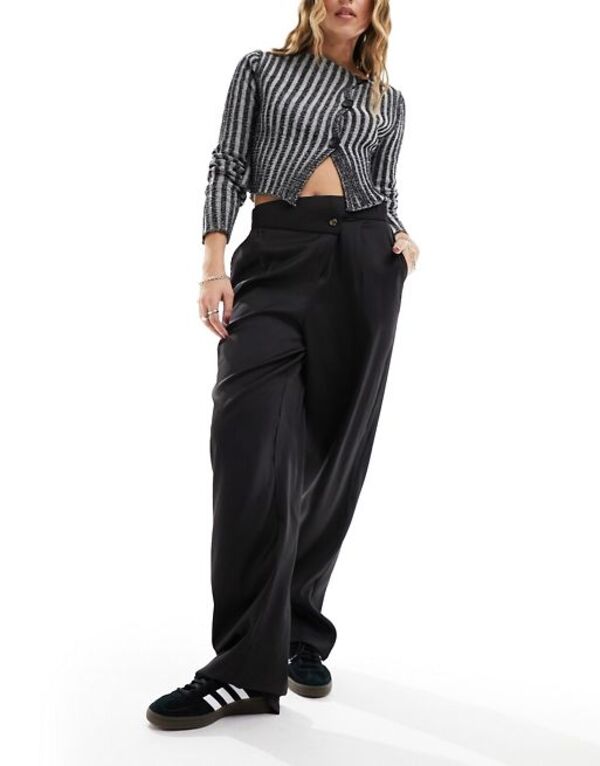  ノイジーメイ レディース カジュアルパンツ ボトムス Noisy May high waisted asymmetric pants in black Black