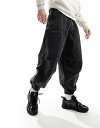 エイソス 【送料無料】 エイソス メンズ デニムパンツ ボトムス ASOS DESIGN parachute jeans with zip detail in washed black Black