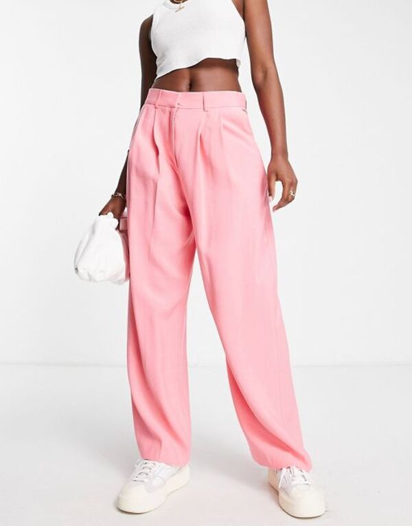 【送料無料】 エイソス レディース カジュアルパンツ ボトムス ASOS DESIGN low slung slouchy dad pants in pink Pink