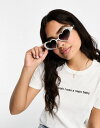 【送料無料】 エージェイモーガン レディース サングラス アイウェア アクセサリー AJ Morgan heart sunglasses with diamante in white WHITE