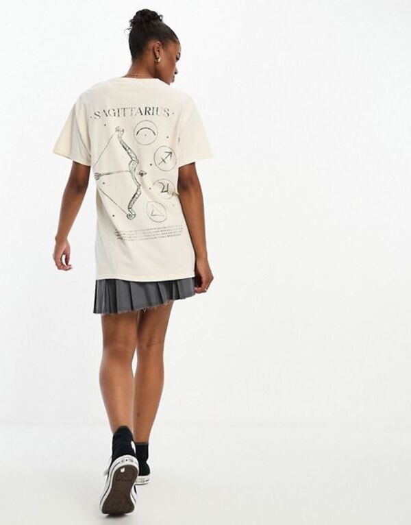  ミスセルフフリッジ レディース Tシャツ トップス Miss Selfridge horoscope sagittarius oversized T-shirt in ecru ECRU