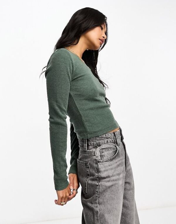 yz GC\X fB[X TVc gbvX ASOS DESIGN mini v neck long sleeve top in washed waffle pine WASHED PINE