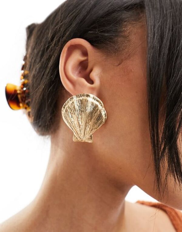エイソス 【送料無料】 エイソス レディース ピアス・イヤリング アクセサリー ASOS DESIGN stud earrings with shell design in gold tone Gold