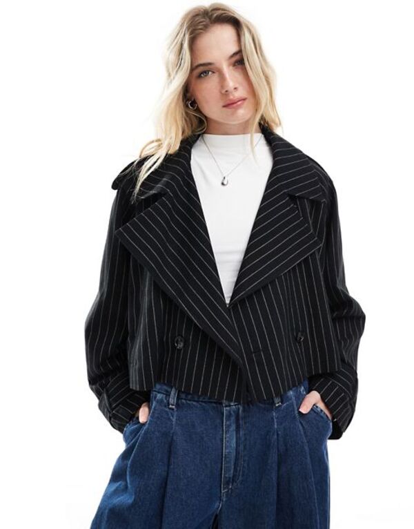 【送料無料】 エイソス レディース ジャケット・ブルゾン アウター ASOS DESIGN cropped trench coat in black pinstripe Black