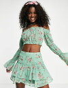  エイソス レディース スカート ボトムス ASOS DESIGN soft tiered mini skirt in pretty floral - part of a set Green based floral