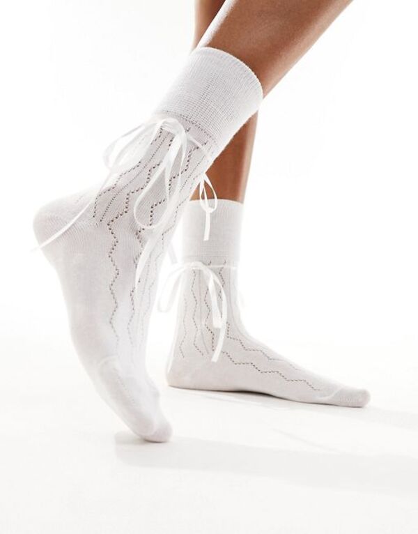 yz NC Be[W fB[X C A_[EFA Reclaimed Vintage socks with bows in white WHITE