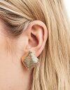 エイソス 【送料無料】 エイソス レディース ピアス・イヤリング アクセサリー ASOS DESIGN stud earrings with textured design in gold tone Gold