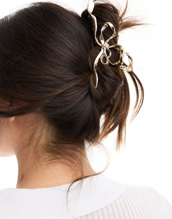 エイソス   ヘアアクセサリー 【送料無料】 エイソス レディース ヘアアクセサリー アクセサリー ASOS DESIGN hair claw with molten bow detail in gold tone Gold