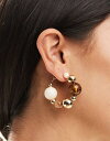 エイソス 【送料無料】 エイソス レディース ピアス・イヤリング アクセサリー ASOS DESIGN hoop earrings with mixed bead design in gold tone Gold