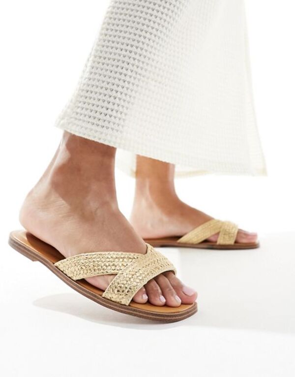 アルド 【送料無料】 アルド レディース サンダル シューズ ALDO Caria woven flat sandals in gold GOLD