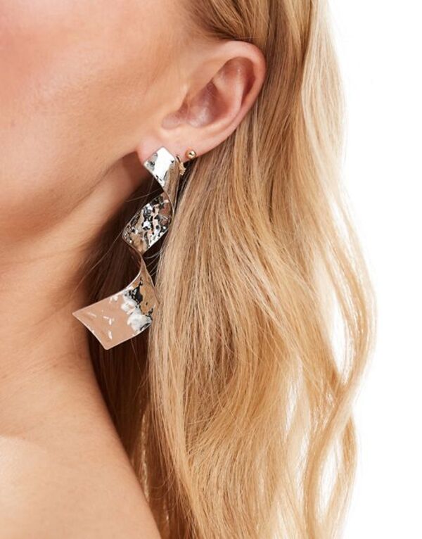 エイソス 【送料無料】 エイソス レディース ピアス・イヤリング アクセサリー ASOS DESIGN drop earrings with swirl hammered detail in silver tone Silver