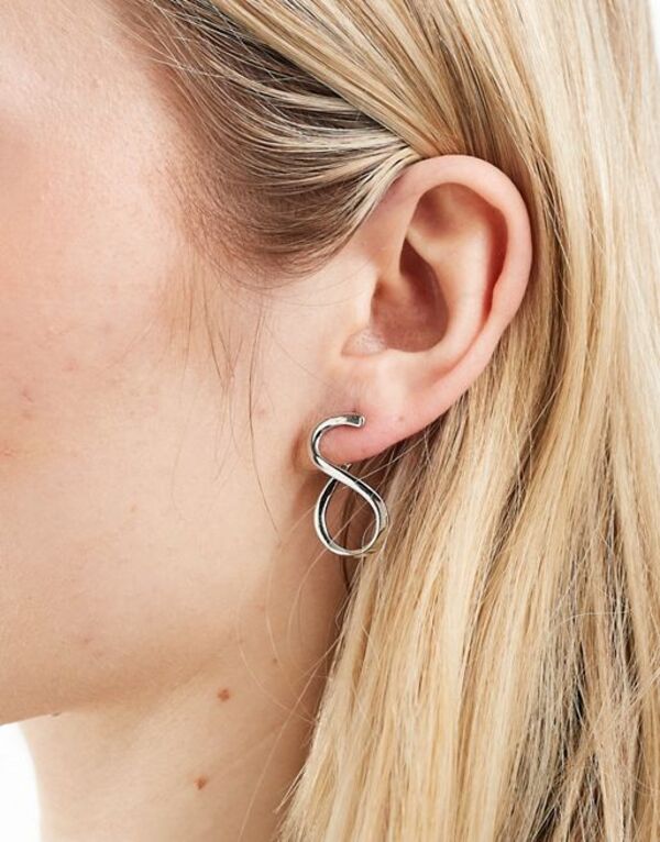 エイソス 【送料無料】 エイソス レディース ピアス・イヤリング アクセサリー ASOS DESIGN hoop earrings with back and front clicker wiggle design in silver tone silver