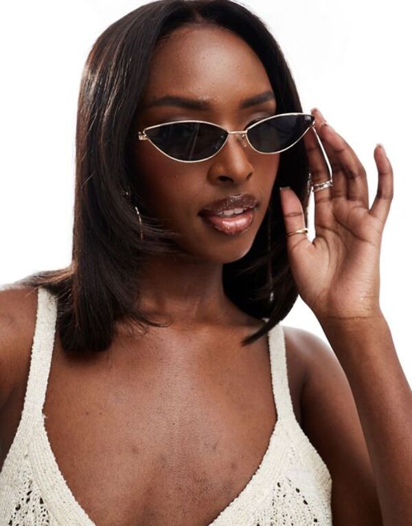  エイソス レディース サングラス・アイウェア アクセサリー ASOS DESIGN small metal cat eye sunglasses in gold Gold