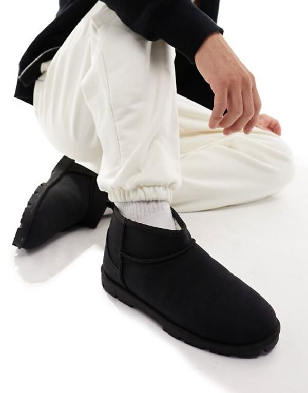 【送料無料】 エイソス メンズ サンダル シューズ ASOS DESIGN mini slipper boots in black faux suede Black