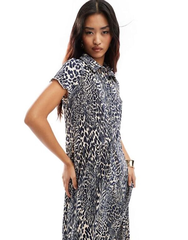 【送料無料】 エイソス レディース ジャンプスーツ トップス ASOS DESIGN short sleeve plisse wide leg jumpsuit in blue animal ANIMAL PRINT