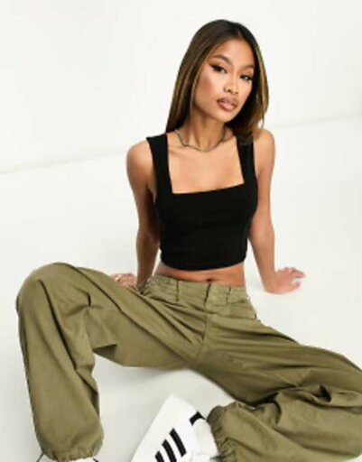 【送料無料】 エイソス レディース シャツ トップス ASOS DESIGN crop cami square neck seam detail in black Black 【送料無料】 エイソス レディース シャツ トップス ASOS DESIGN crop cami square neck seam detail in black Black