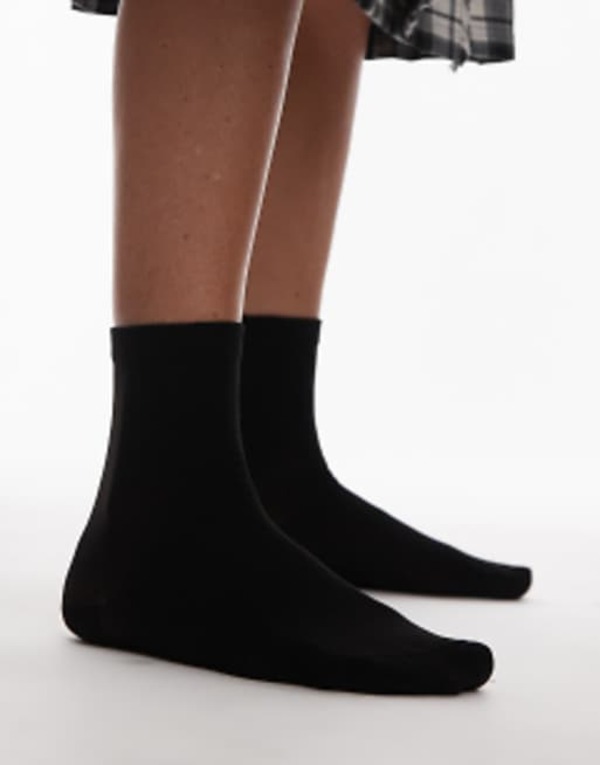【送料無料】 トップショップ レディース 靴下 アンダーウェア Topshop sheer ribbed socks in black Black