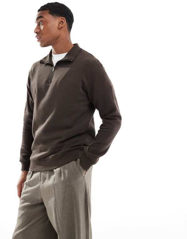 【送料無料】 ジャック アンド ジョーンズ メンズ パーカー・スウェット アウター Jack & Jones oversize quarter zip sweatshirt in brown Mulch