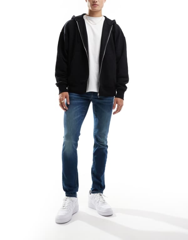 【送料無料】 オンリーアンドサンズ メンズ デニムパンツ ボトムス ONLY & SONS Loom slim fit jeans in mid blue wash Dark Med Blue Denim