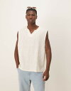 【送料無料】 エイソス メンズ ベスト トップス ASOS DESIGN boxy oversized tank with notch neck in heavyweight cream textured fabric Coconut milk