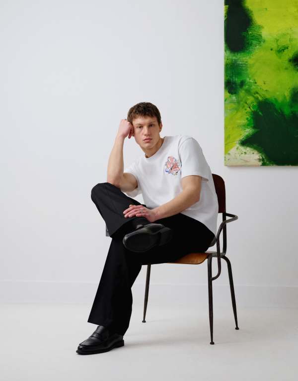 【送料無料】 トップマン メンズ Tシャツ トップス Topman x Alice Hartley premium heavyweight oversized fit t-shirt with front and back floral embroidery in white WHITE