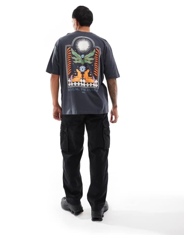 ̵   T ȥåץ ASOS DESIGN oversized T-shirt with celestial...