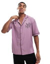 【送料無料】 リキュールアンドポーカー メンズ シャツ トップス Liquor N Poker motif print back bowling shirt in mauve MAUVE(4)