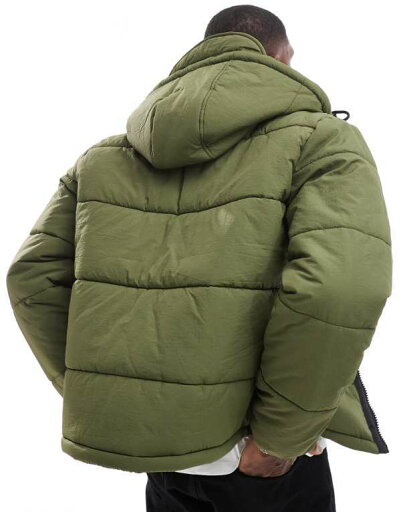 【送料無料】 エイソス メンズ ジャケット・ブルゾン アウター ASOS DESIGN nylon puffer jacket with contrast trim in khaki Khaki